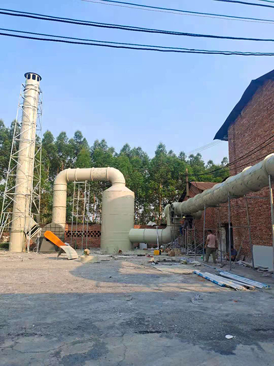 來(lái)賓市化工廠廢氣處理.jpg